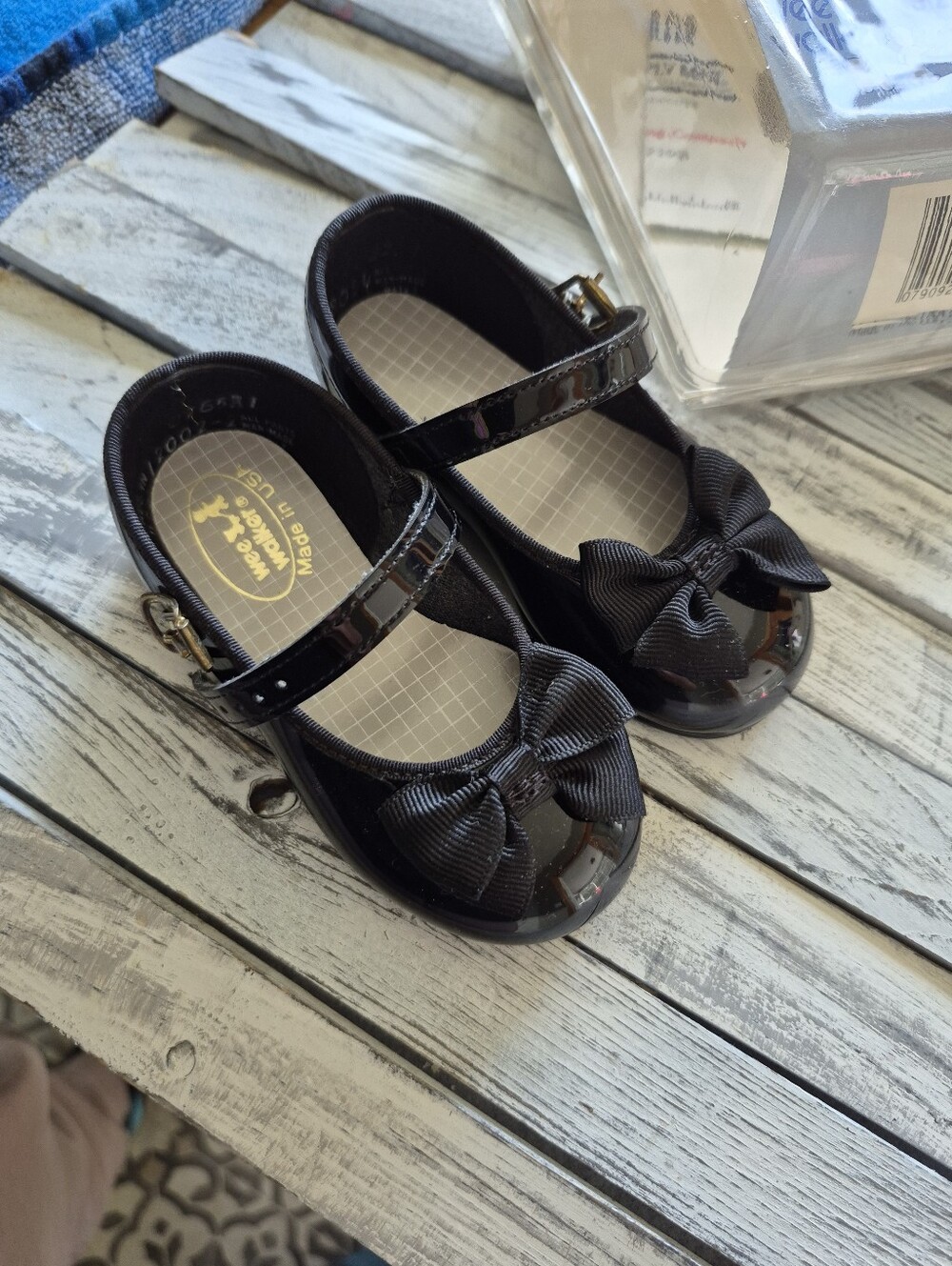 Vintahe Kids Black Patent Mary Jane Shoes with Bow